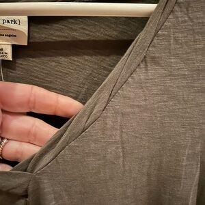 🆕 Emery Park Army Green Cold Shoulder V-Neck Top Size M NWT Olive Green New